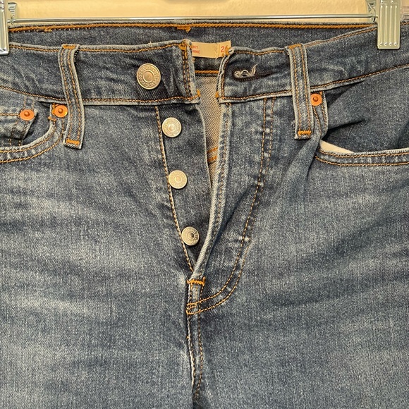 Levi’s Wedgie Fit Skinny Jeans - Picture 8 of 8